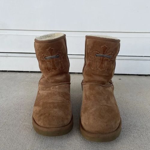 Chrome Hearts Brown Suede Triple Cross Uggs Chrome Hearts Brown Suede Triple Cross Uggs
